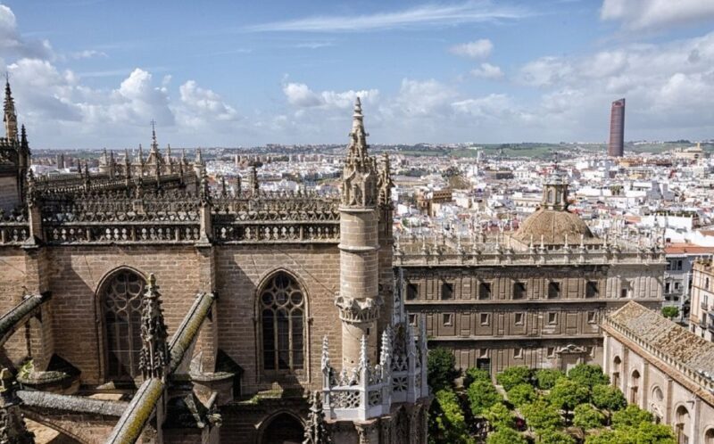 Seville: Cathedral, Giralda & Alcázar Guided Tour - Who Would Love This Tour?