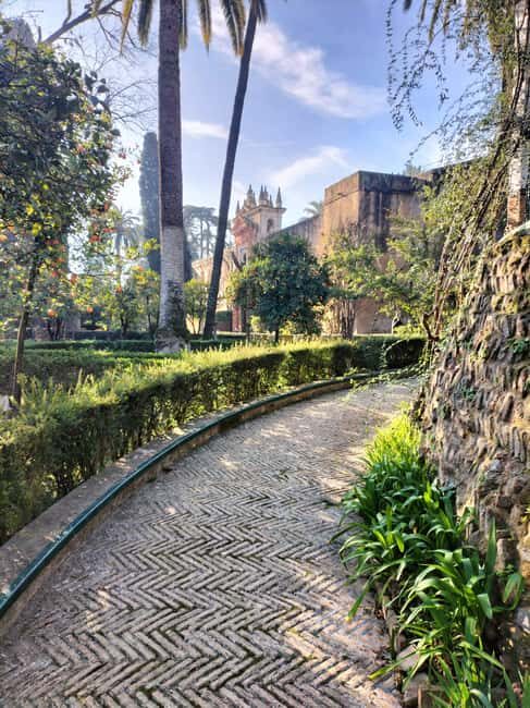 Seville: Cathedral, Giralda, and Alcazar Skip-the-Line Tour - A Practical Look at the Tour Experience