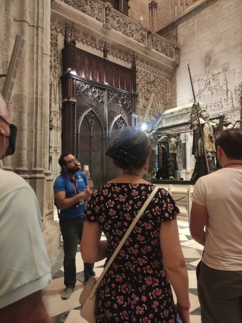 Seville: Cathedral & Giralda Guided Tour with Entry Tickets - Key Points