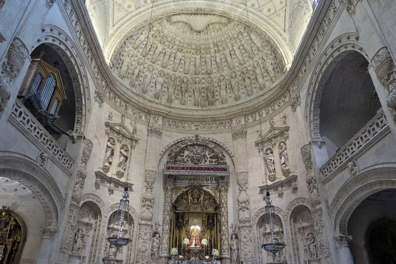 Seville: Cathedral & Giralda Guided Tour with Entry Tickets - The Downsides