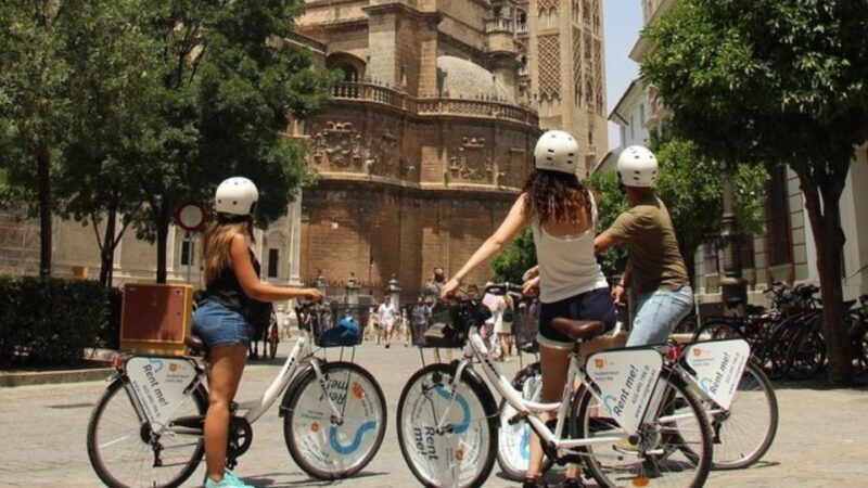 Seville City Bike Tour: Top Seville's Monuments - Key Points