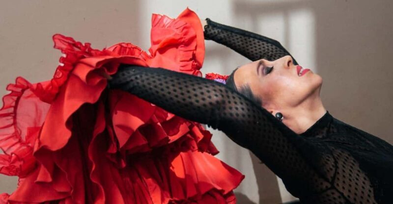 Seville: Enjoy a class of approach to flamenco - Value and Practicalities