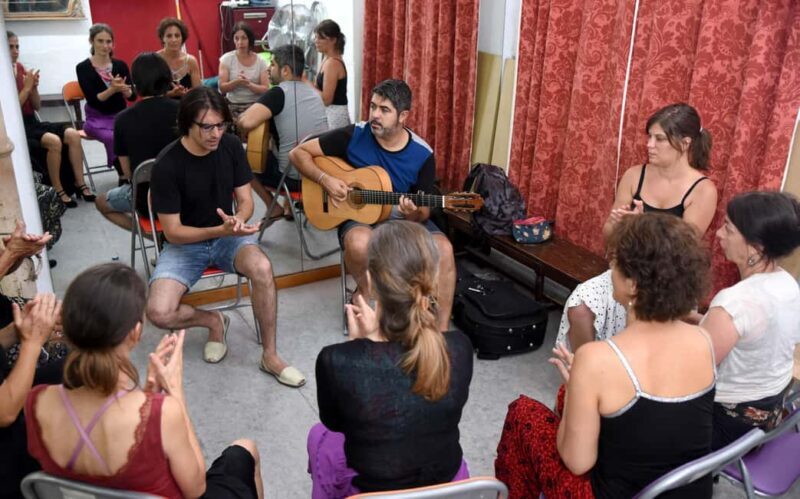 Seville: Flamenco Hand Clapping Workshop with Dancer - Key Points
