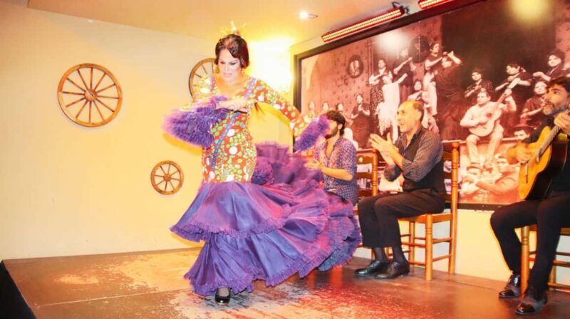 Seville: Flamenco Show & Cocktail Experience - The Venue & Atmosphere