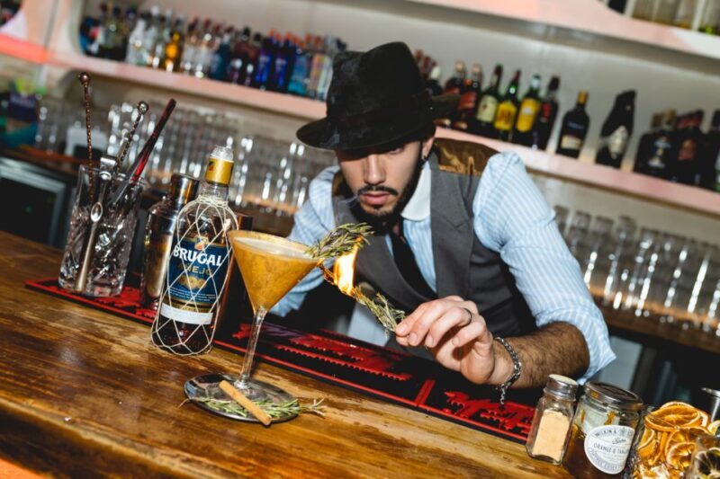 Seville: Flamenco Show Ticket at Tablao Flamenco Las Setas - The Pros and Cons