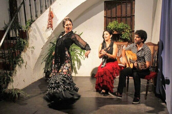 Seville: Fun class to approach Flamenco - The Setting: A Space Like No Other