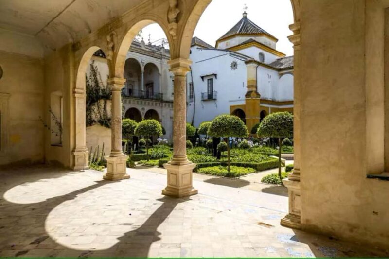 Seville: Guided Tour of Noble Houses and Grand Gardens - Key Points