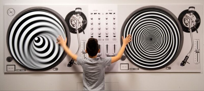 Seville: Museum of Illusions Entry Ticket - Key Points