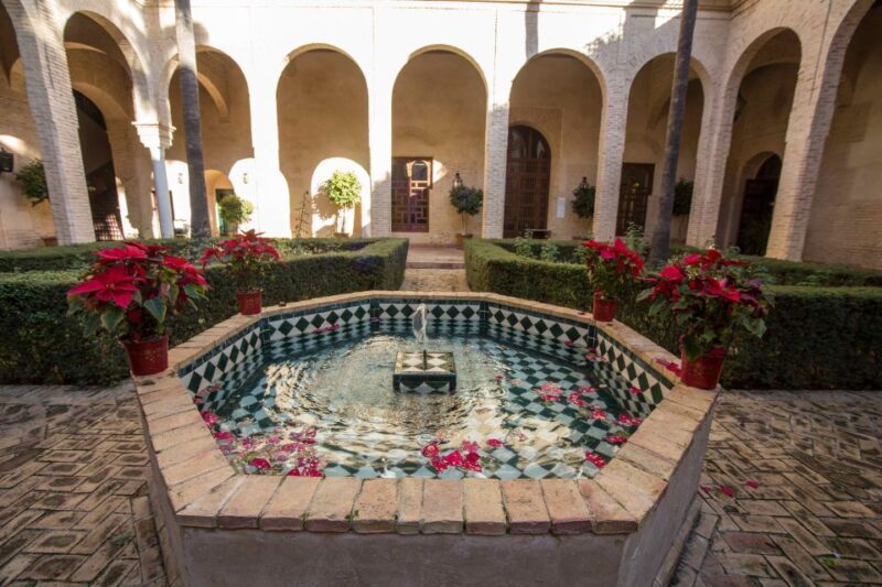 Seville: Palacio de Las Dueñas Entry Ticket and Guided Tour - Key Points