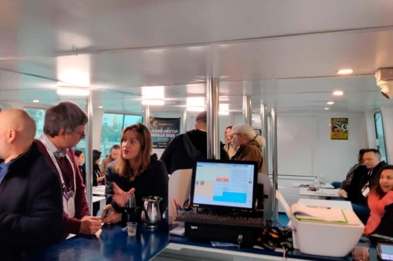 Seville: Restaurant Boat Ride on the Guadalquivir with Lunch/Dinner - Practical Tips