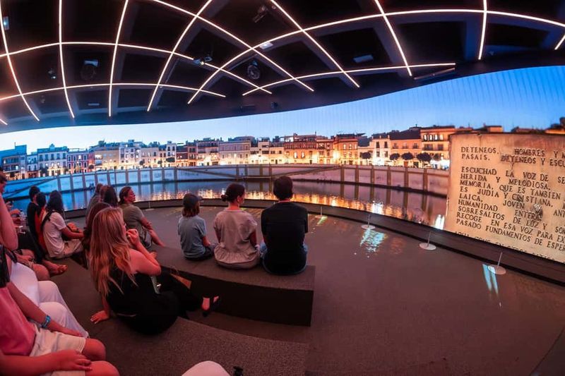 Seville: Setas de Sevilla Entry Ticket - Aurora at Night: The Big Light-and-Sound Show