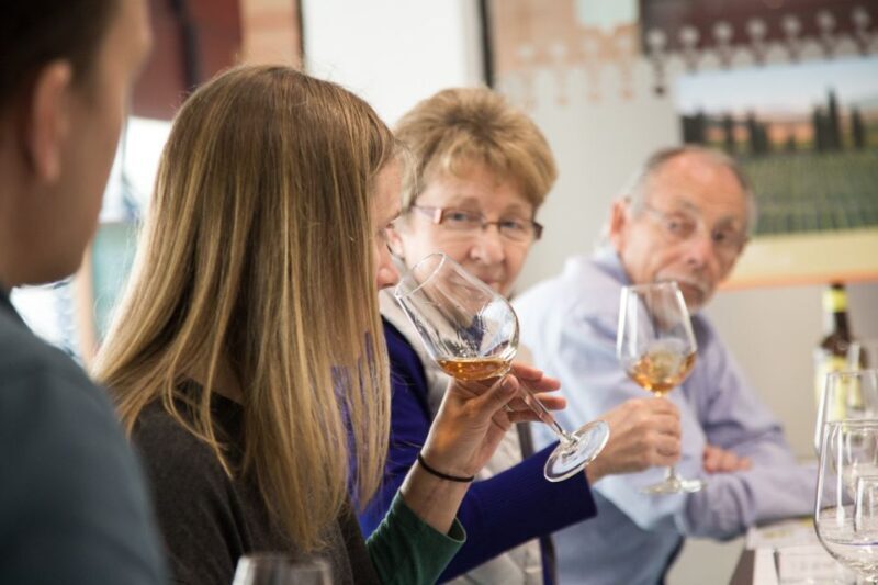 Seville: Triana Market Tour with Tastings - The Venue: Triana Market’s Charm and History