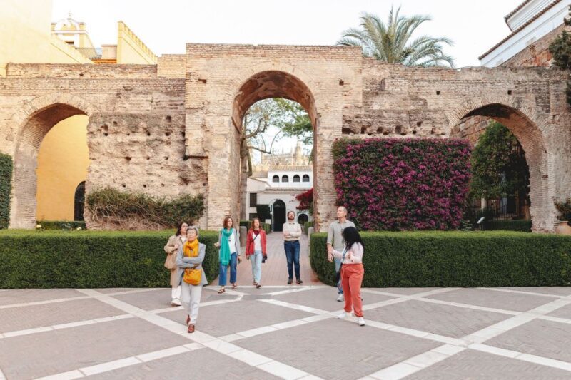 Seville: VIP Exclusive Early Access Tour of The Alcazar - Frequently Asked Questions