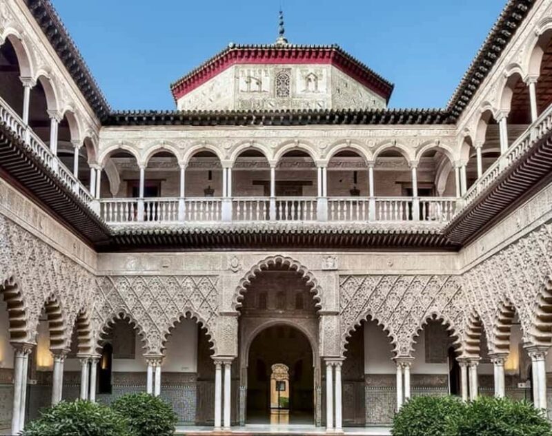 Seville's Historic Center: A self-guided tour created by an official guide - Key Points