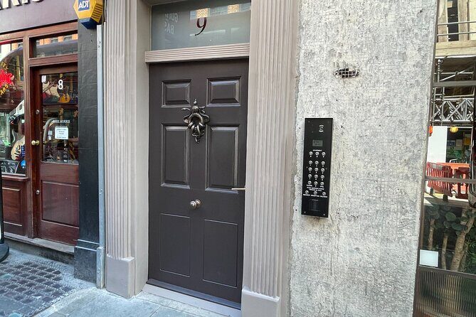 Sex Pistols and Punk Music Walking Tour - Getting to Know the Experience