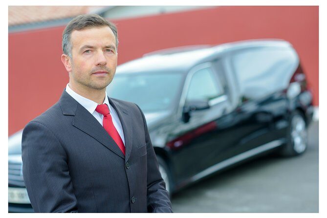 Shared Departure Transfer from your London Hotel to the Airport - Key Points