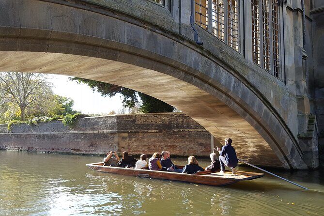 Shared Guided Punting Tour of Cambridge - FAQs