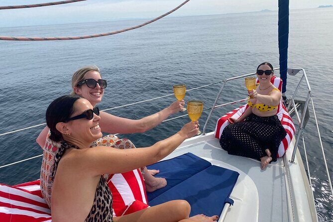 Shared Sailboat Experience Feel nature with dolphins - FAQ