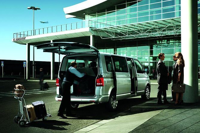 Shared Shuttle London Arrival Transfer - Airport to Hotel / Accommodation - Is This Transfer Right for You?