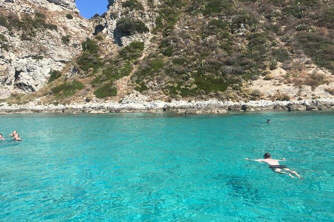 Shared snorkeling tour from Tropea to Capo Vaticano - What the Reviews Say