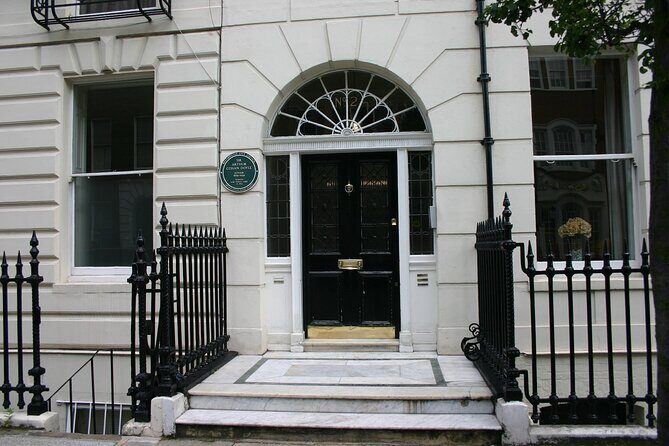 Sherlock Holmes BBC Series and Traditional Locations - A Very Small Group Tour - Who Should Consider This Tour?