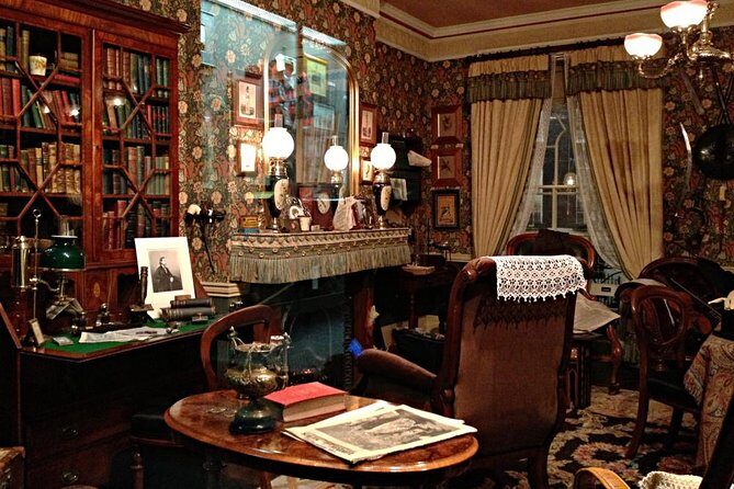 Sherlock Holmes Museum & See London's Top Sights Walking Tour - FAQ