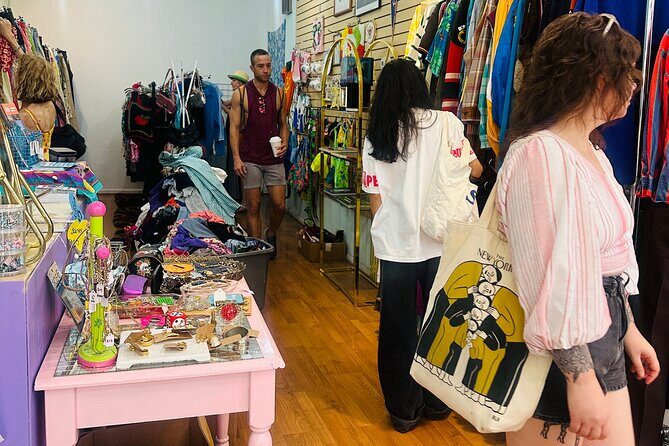 Shopping and Food Walking Tour in Philadelphia with Guide - Key Points