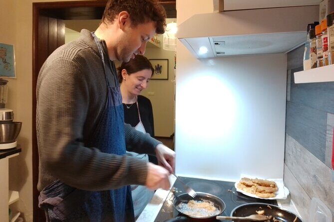 Shopping, cooking and eating together at my home in Porto - Ending with Dessert and Port