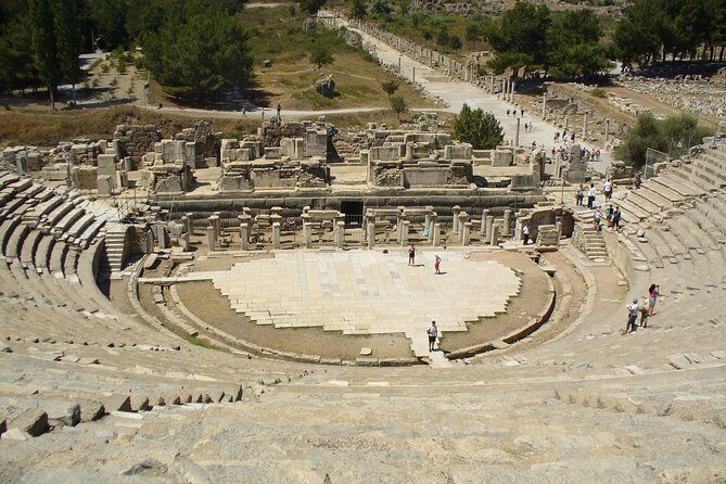 Shore Excursion 1 or 2 Day Private Tour from Kusadasi Port for Ephesus-Pergamon - Who Should Consider This Tour?