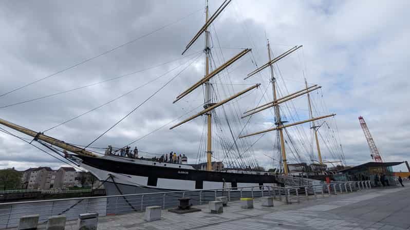 Shore Excursion f/Greenock: Glasgow, Kelpies, Falkirk Wheel - What You Can Expect from the Experience