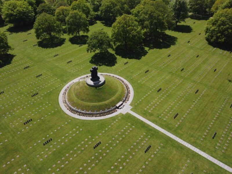 Shore excursion Normandy Private Tour with a Licensed Guide - An Honest Look at the Normandy Private Tour