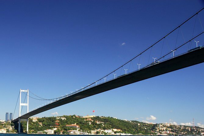 Short Guided Bosphorus and Golden Horn Boat Tour - The Slight Downsides