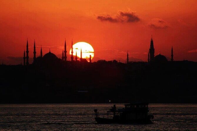 Short Guided Bosphorus Sunset Cruise - Key Points