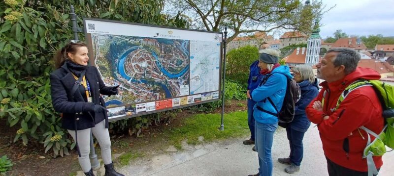 Short privat walking tour in the old town eský Krumlov - FAQ