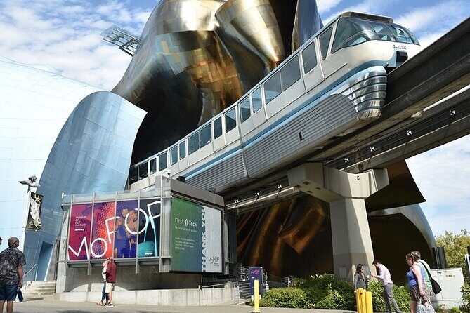 Show Me Seattle On Foot Downtown Walking Tour - A Closer Look at the Downtown Seattle Tour