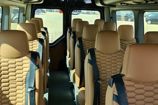 Shuttle Transfers From or To Santorini Port - What To Expect from the Transfer Service