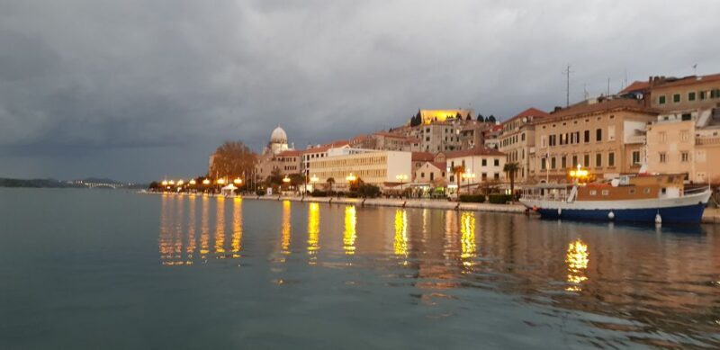Sibenik: Guided Evening Walking Tour - Key Points