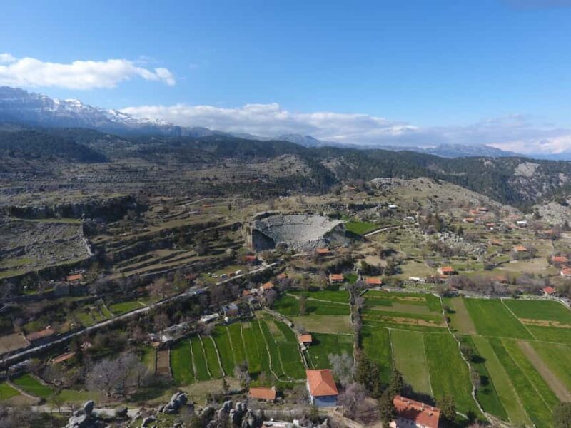 Side: Adler and Eagle Canyon Day Trip with Lunch - Who Should Consider This Tour?