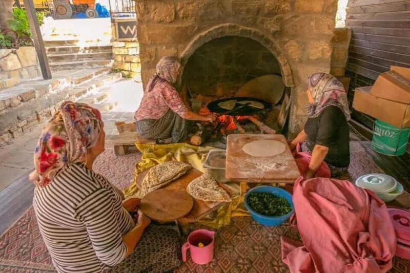 Side: Guided Tour and Electric Catamaran Cruise, Waterfall - FAQ