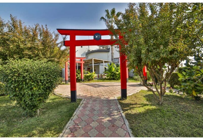 Side: Turkish Bath & Wellness Complex Entry & Treatments - Who is This Experience Best For?