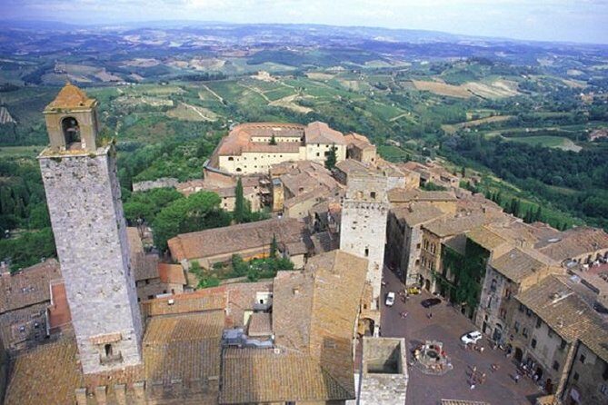 Siena, San Gimignano and Chianti Wine Small Group from Lucca - Exploring Tuscany in a Day: What the Tour Covers