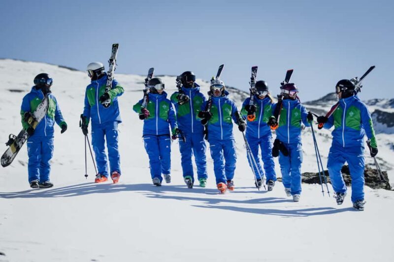 Sierra Nevada: Private Ski or Snowboard Lesson with Equipment Included - Who Is This Tour Best For?