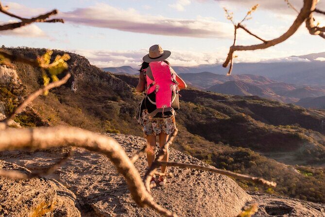 Sierra Norte 1 Day Guided Hiking - Key Points