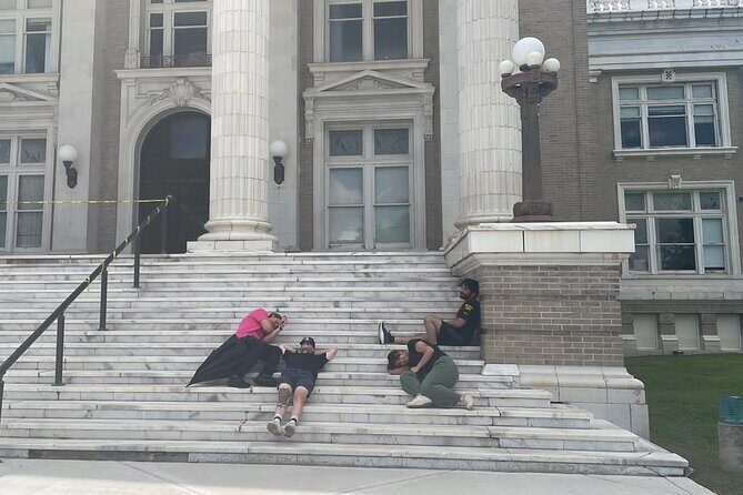 Siesta Key Scramble Scavenger Hunt - FAQ