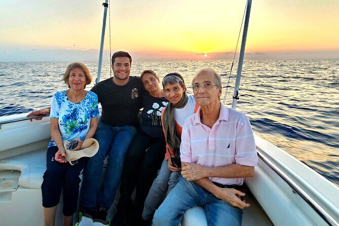 Sightseeing Cruise/Narrated Tour - Private 4 Hour - FAQs