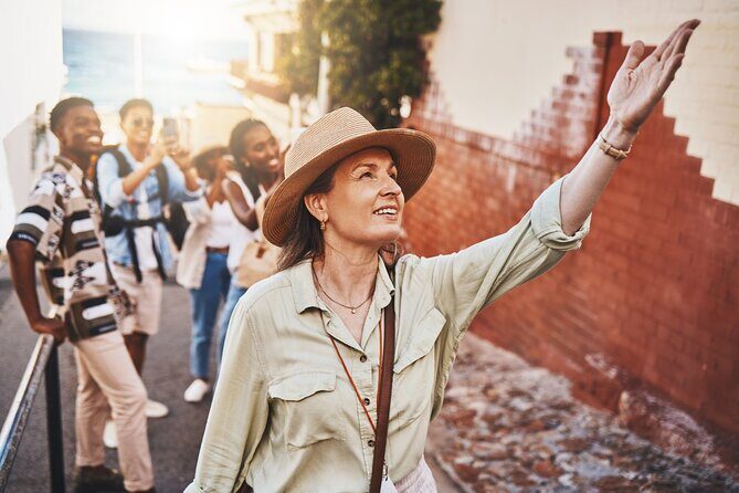 Sightseeing in Milwaukee  Private Walking Tour - FAQs