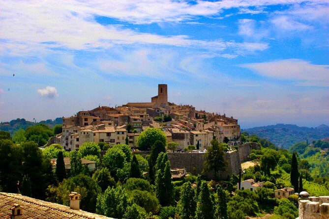 Sightseeing tour from Nice to Saint-Paul-de-Vence and Provence - Discover the Charms of the French Riviera: A Detailed Look at the Nice to Saint-Paul-de-Vence and Provence Tour