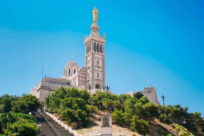 Sightseeing Tour with a Private Driver of Marseille - An In-Depth Look at the Marseille Private Tour