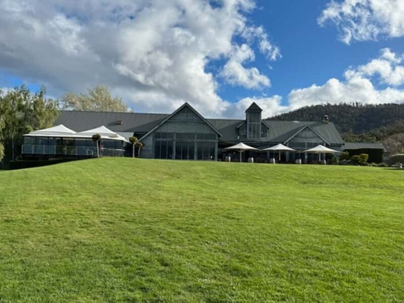 Signature Wine Tour - Hobart & SE Tasmania - What You Can Expect from the Wine Tastings