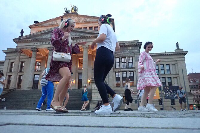 Silent disco through downtown Berlin with flash mobs - What to Expect from the Tour